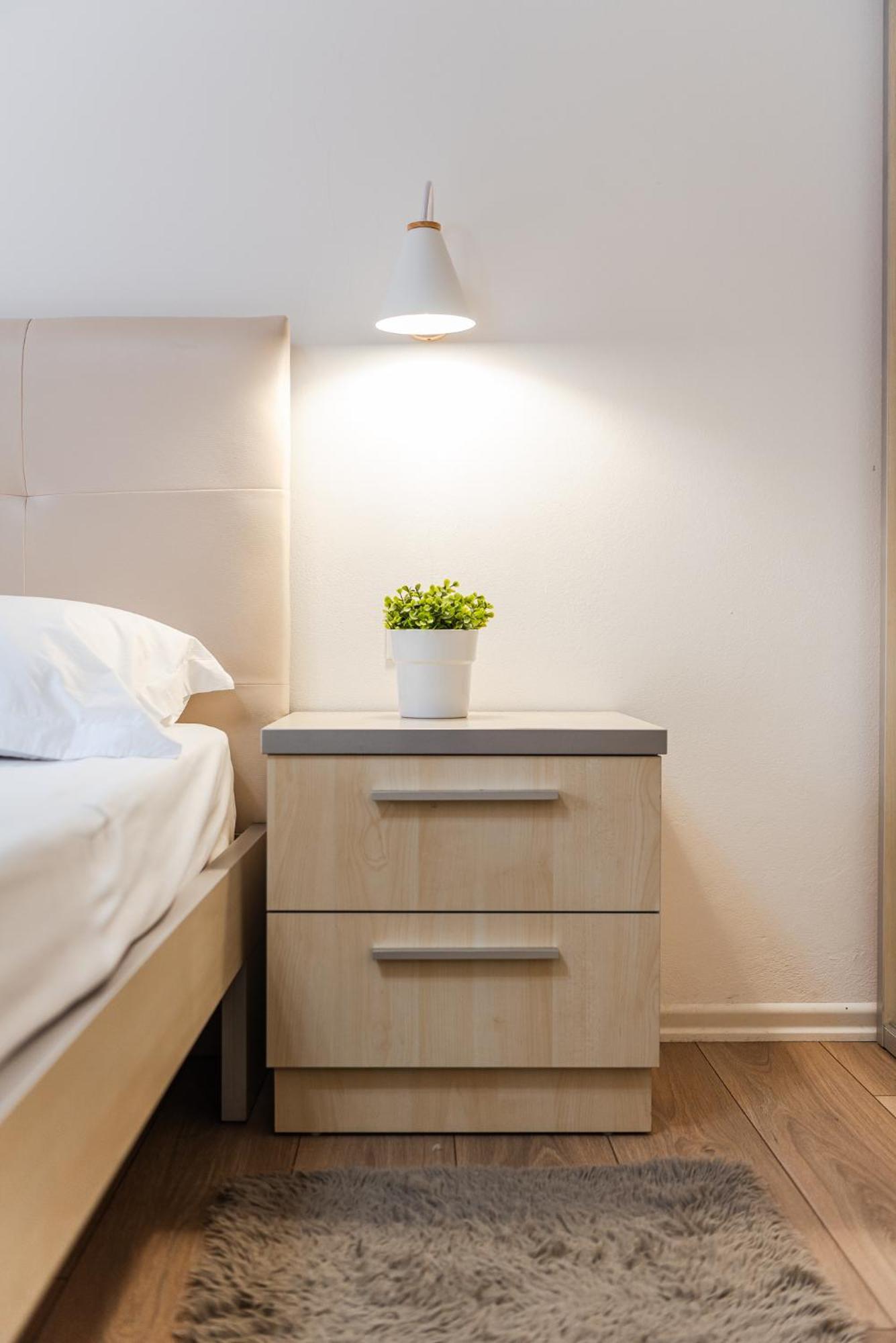 Noir Apartment By Kondo Stays Tirana Extérieur photo