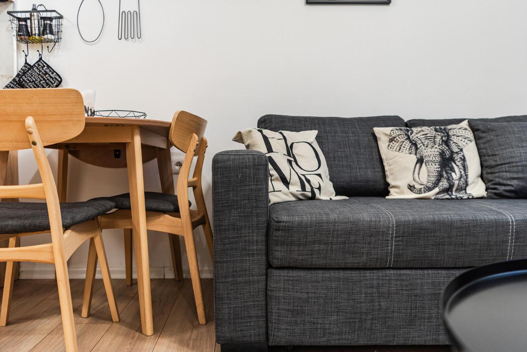 Noir Apartment By Kondo Stays Tirana Extérieur photo