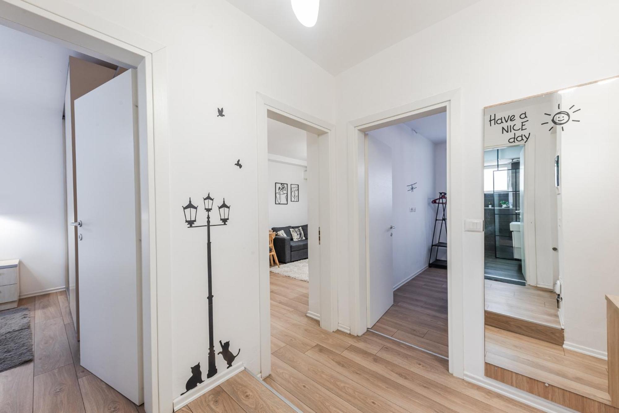 Noir Apartment By Kondo Stays Tirana Extérieur photo