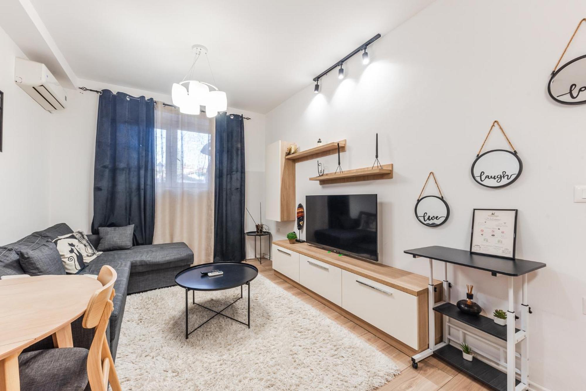 Noir Apartment By Kondo Stays Tirana Extérieur photo
